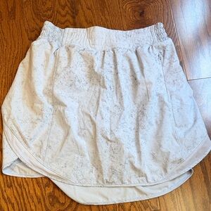 lululemon athletica white speckled athletic skirt